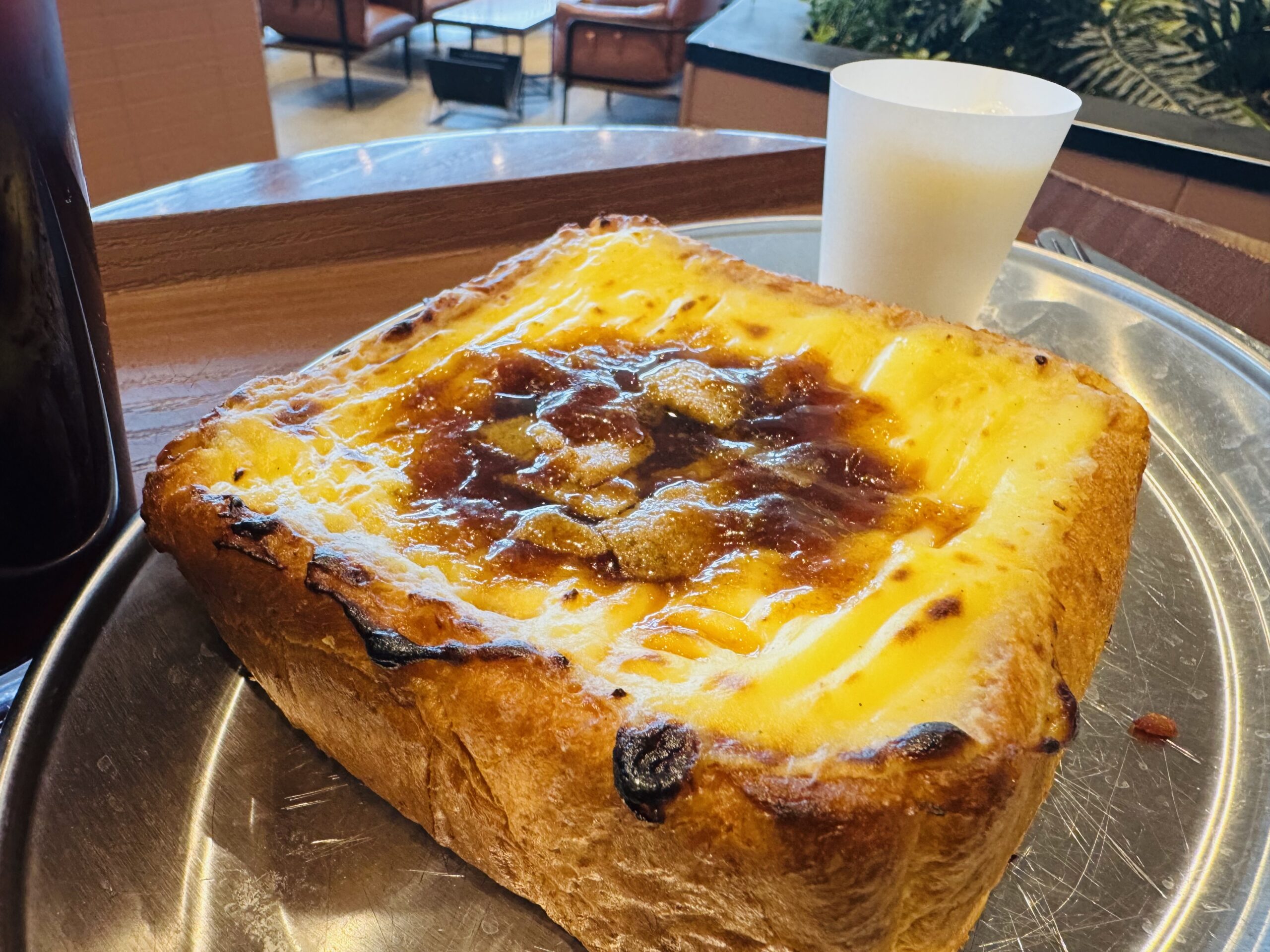 크렘 브륄레 토스트 클로즈업